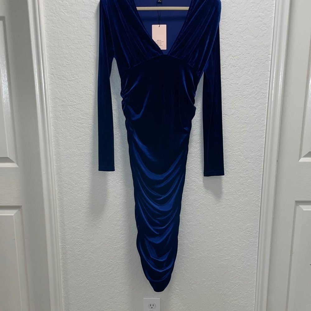 SHEIN Deep Blue Velvet Long Sleeve Dress